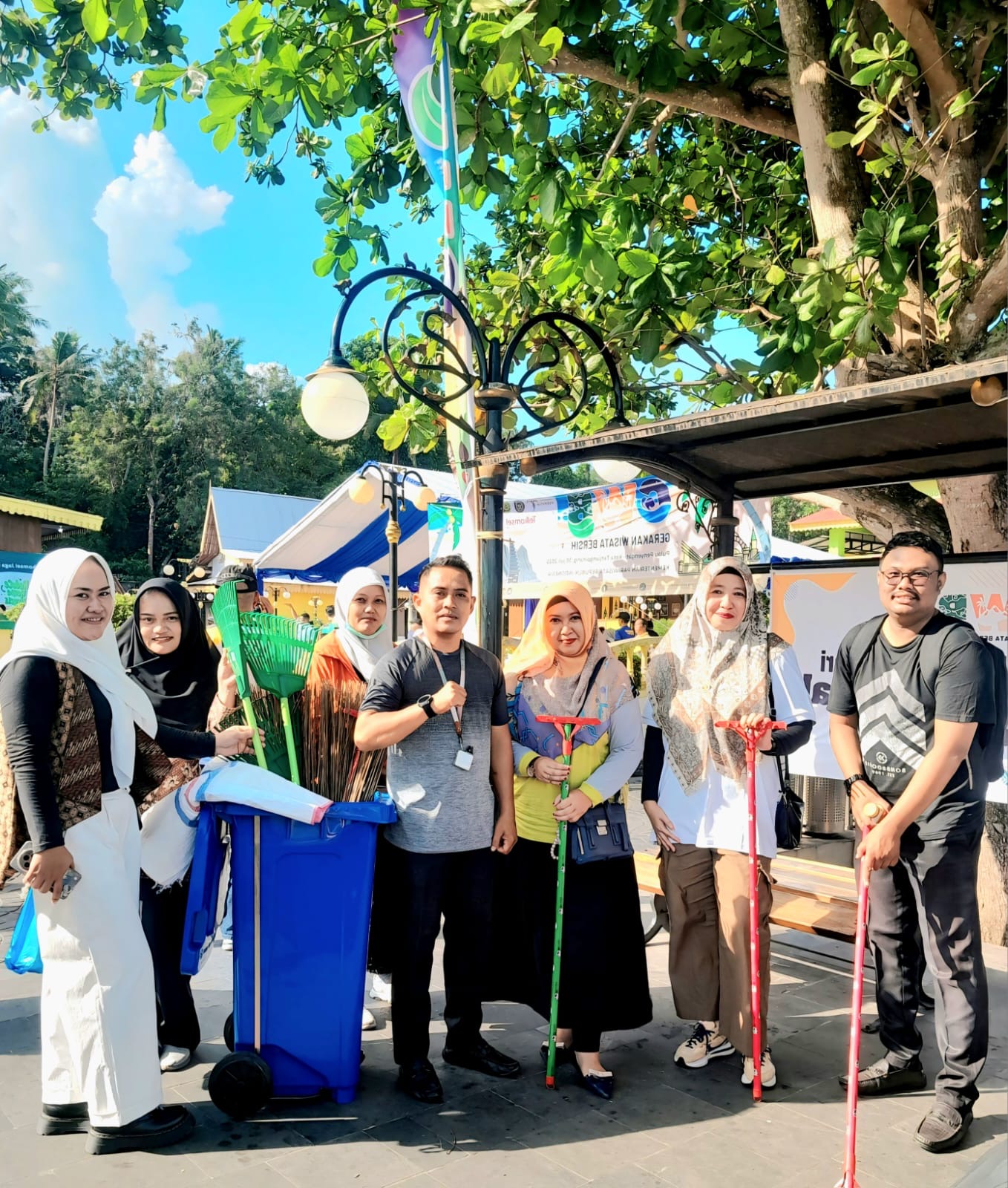 Aktivasi Gerakan Wisata Bersih (GWB) di Pulau Penyengat